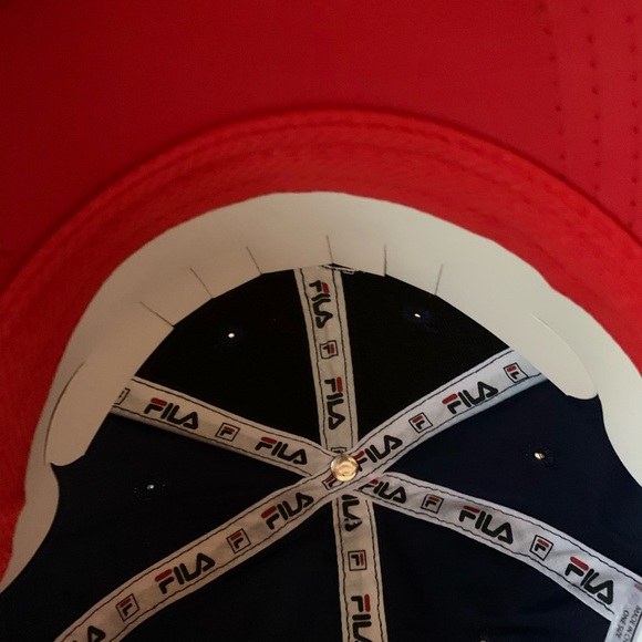 Men’s Fila hat - Picture 3 of 3